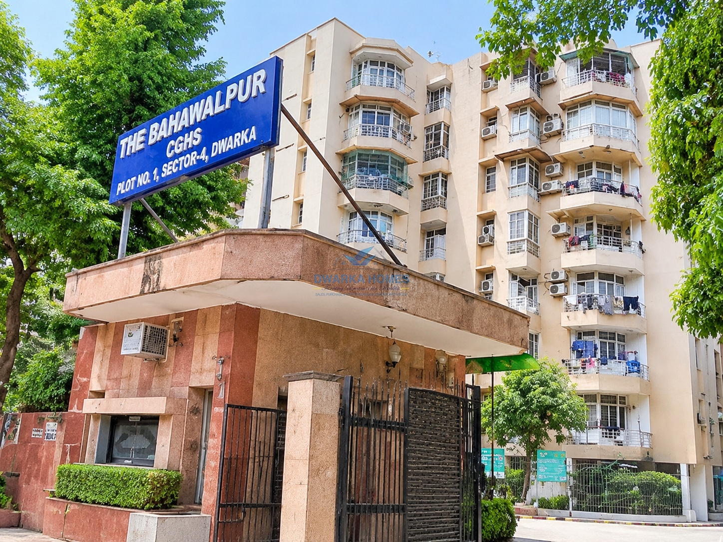 Plot 1, Bahawalpur apartment